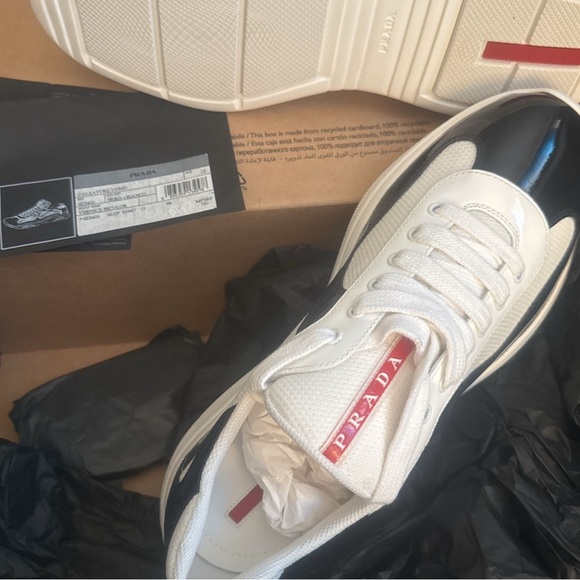 Brand new Prada men size 11.
Never worn - Picture 5 of 5